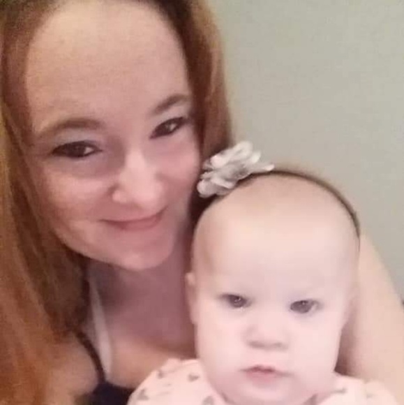 Meet your Posher, Ashley - Picture 2 of 2